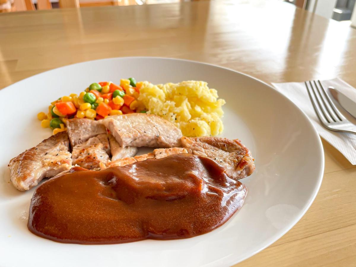 Hotel Sankt Moritz Shiga Shimotakai 外观 照片
