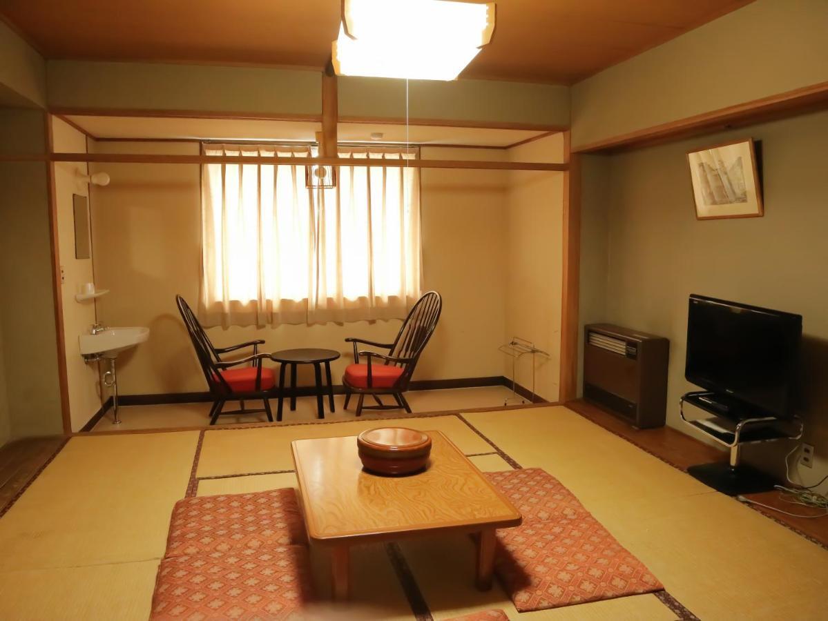 Hotel Sankt Moritz Shiga Shimotakai 外观 照片