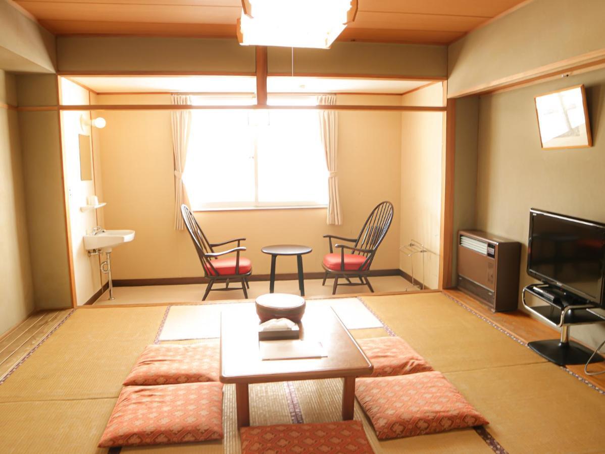 Hotel Sankt Moritz Shiga Shimotakai 外观 照片
